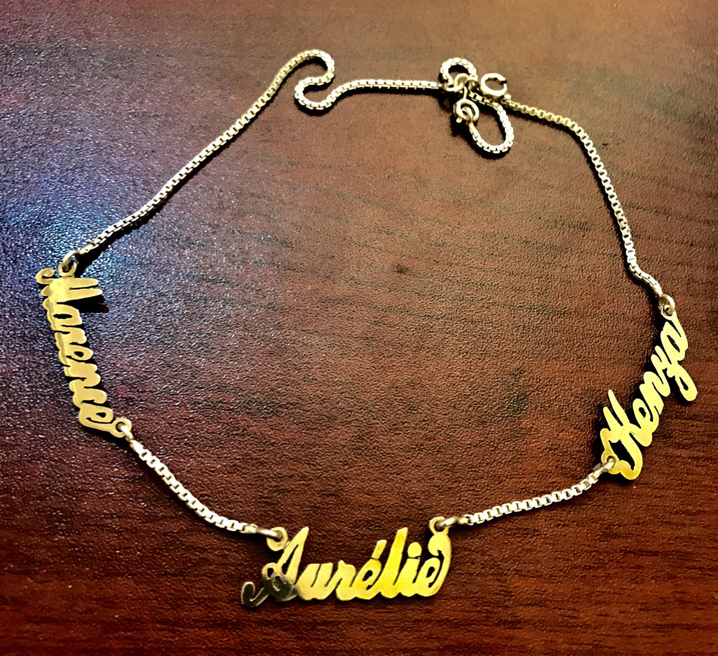 Gold plated three name necklace